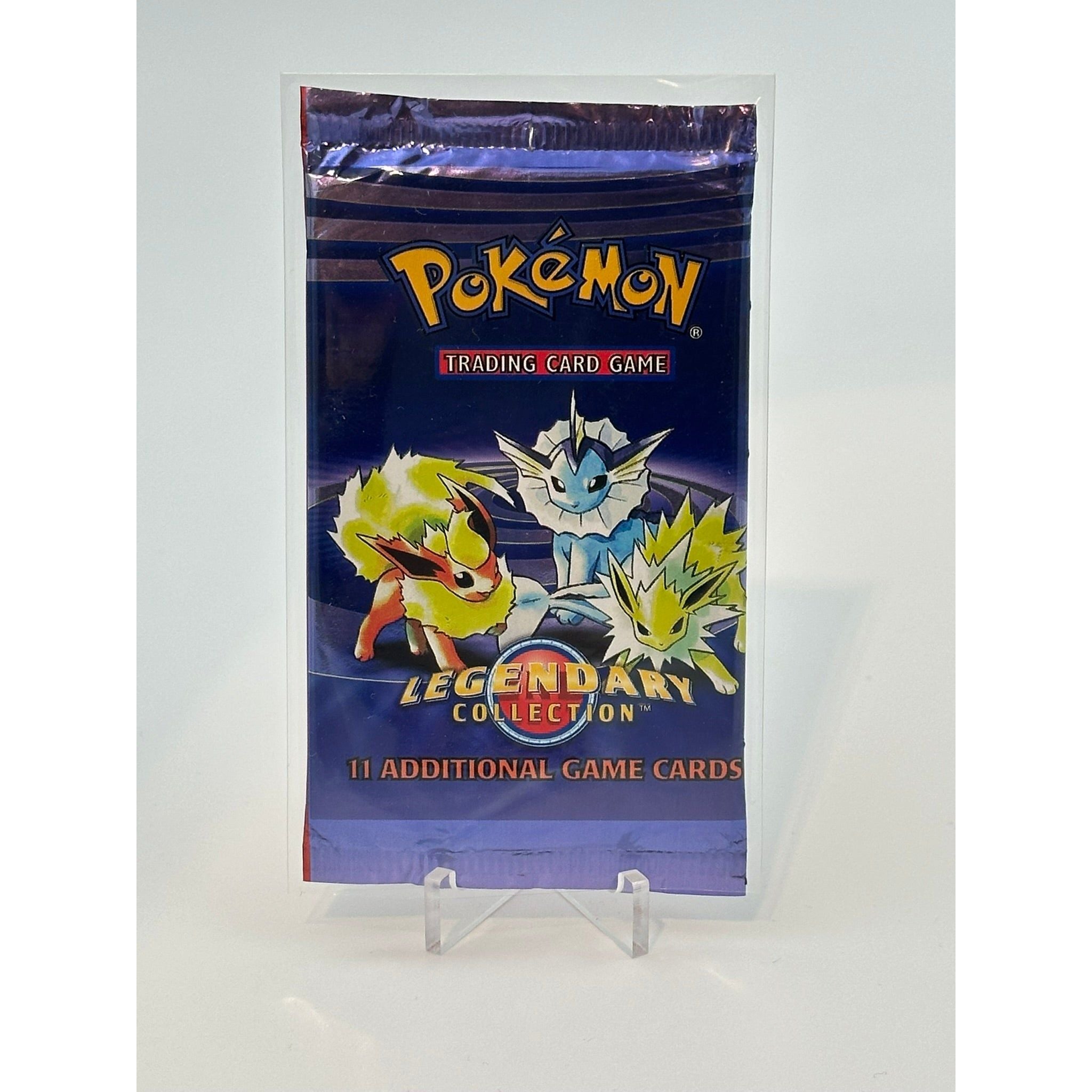 Pokemon - Legendary Collection (2002) - Booster Pack (Eeveelutions art Pokemon - Legendary Collection (2002) - Booster Pack (Eeveelutions art