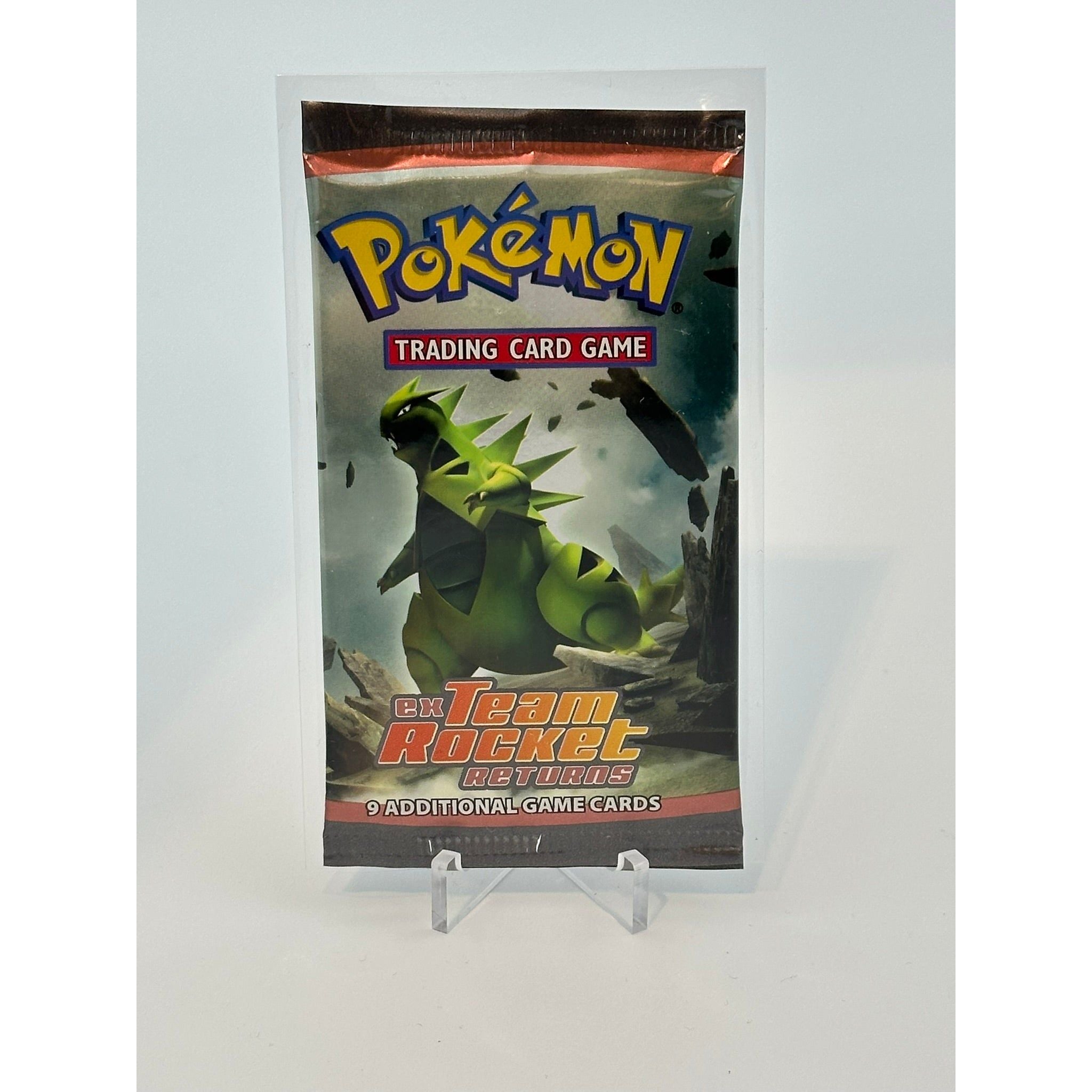 Pokemon - Ex Team Rocket Returns (2004) - Booster Pack (Tyranitar art)
