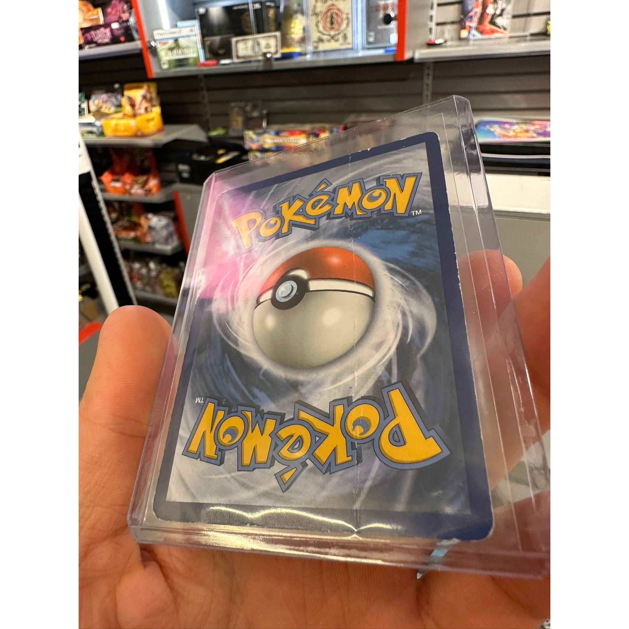 Latias & Latios GX – #170/181 – Skadet