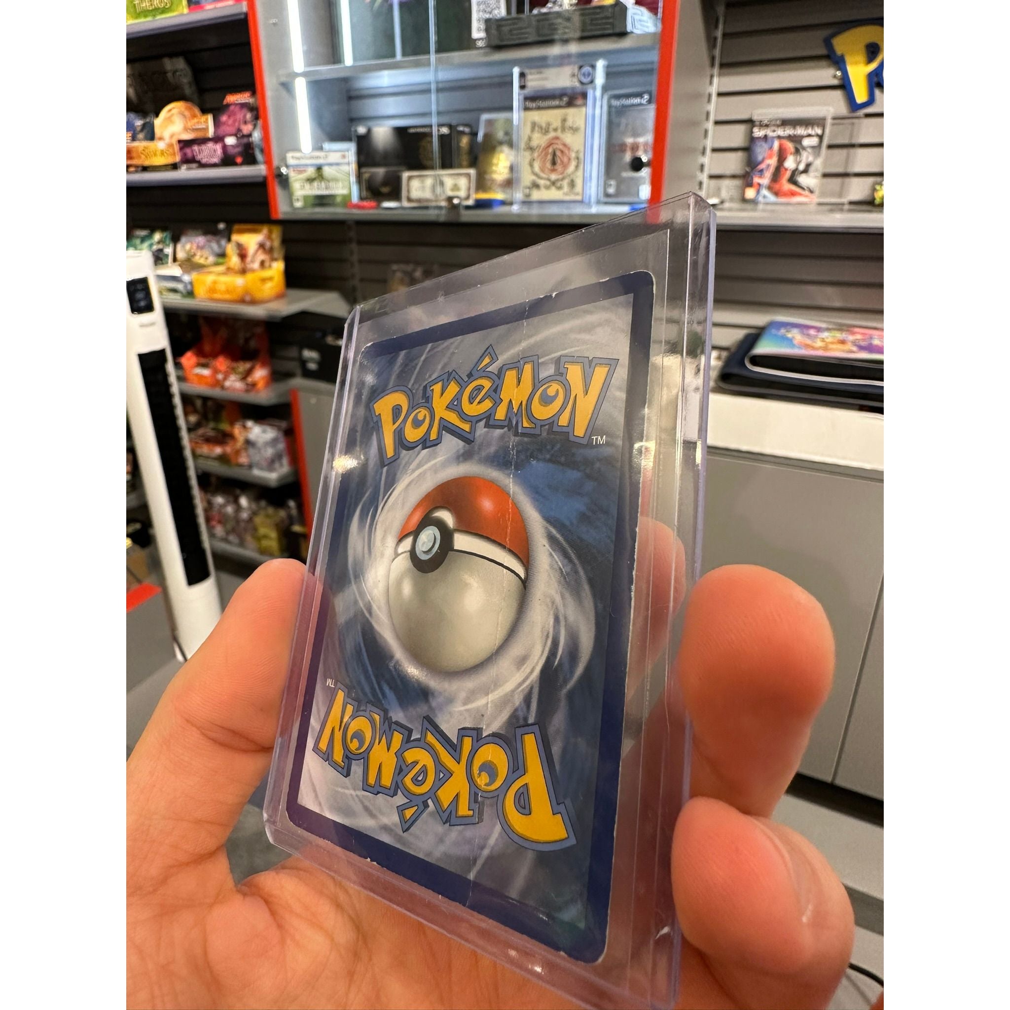 Latias & Latios GX – #170/181 – Skadet