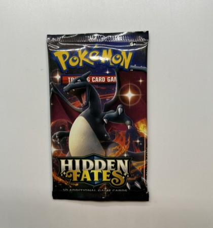 Pokemon Hidden Fates Booster Pack fra 2019 (NÅ PÅ LAGER IGJEN!)