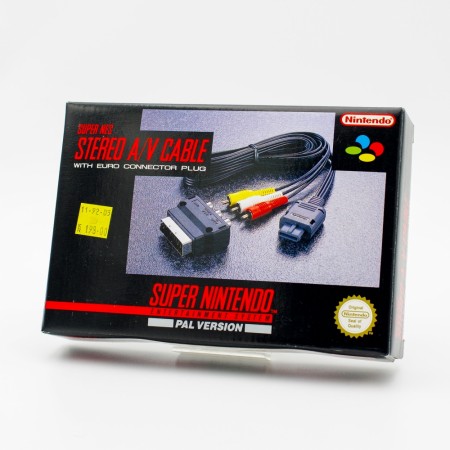 Super Nintendo Stereo A/V Cable i original eske til Super Nintendo SNES