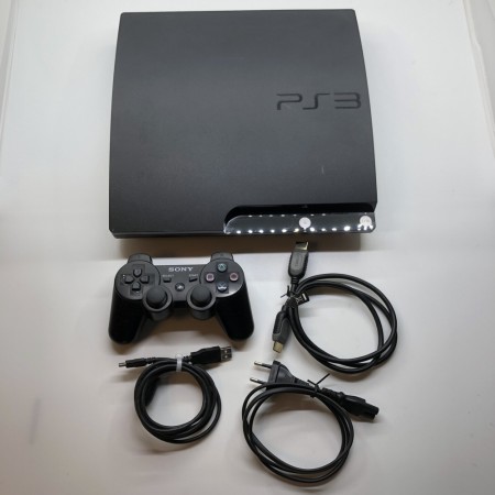 Playstation 3 (PS3) Slim konsoll med kabler og kontroll 