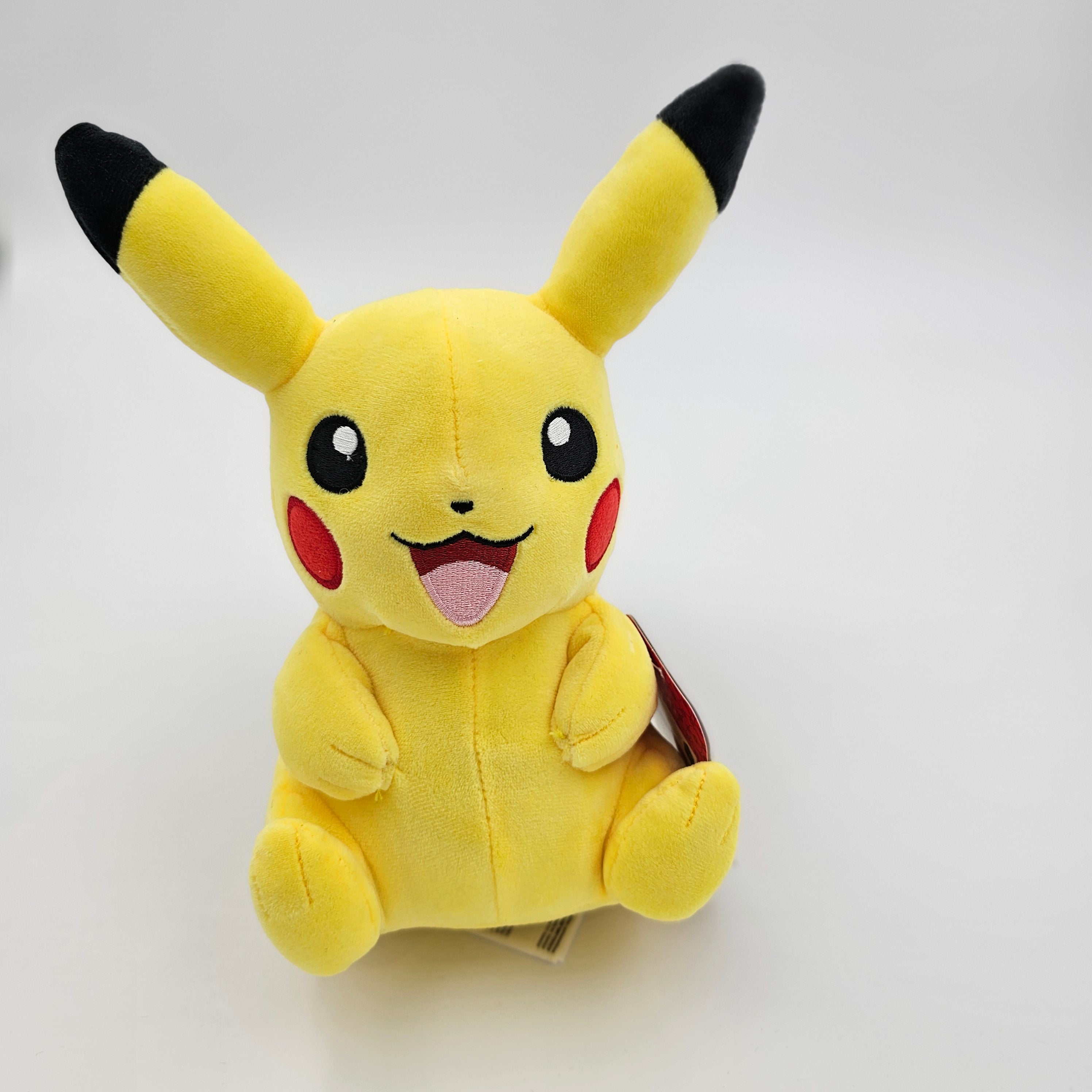 Pokemon - Pikachu Plush Figur 20cm