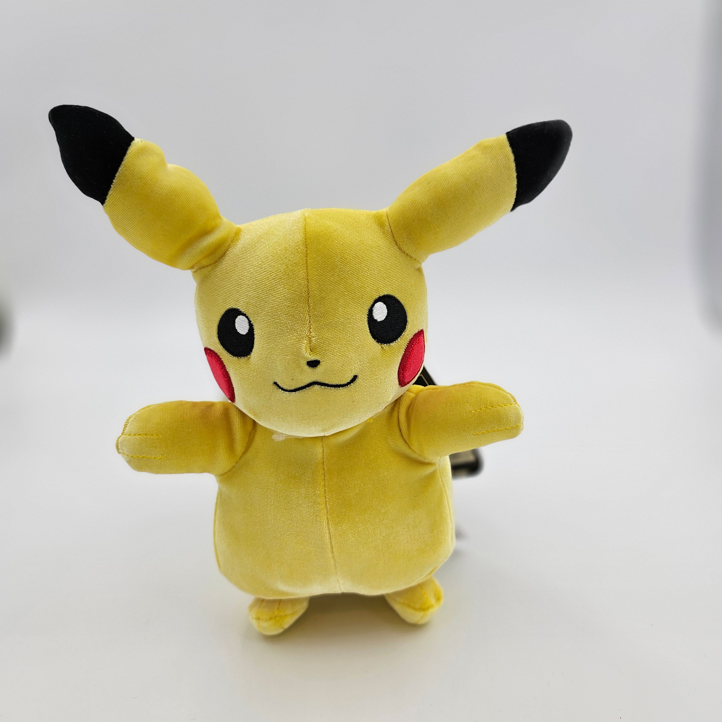 Pokemon - Pikachu Plush Figur Fløyel 20cm